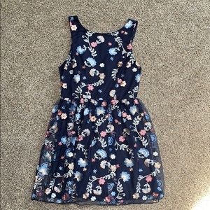 Floral sleeveless dress